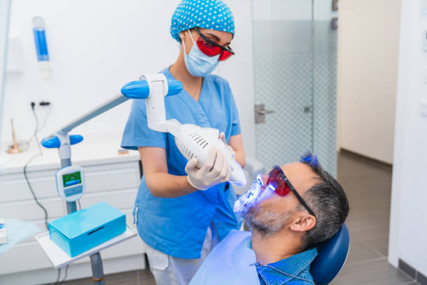 Best Emergency Tooth Extraction in Oak View, CA